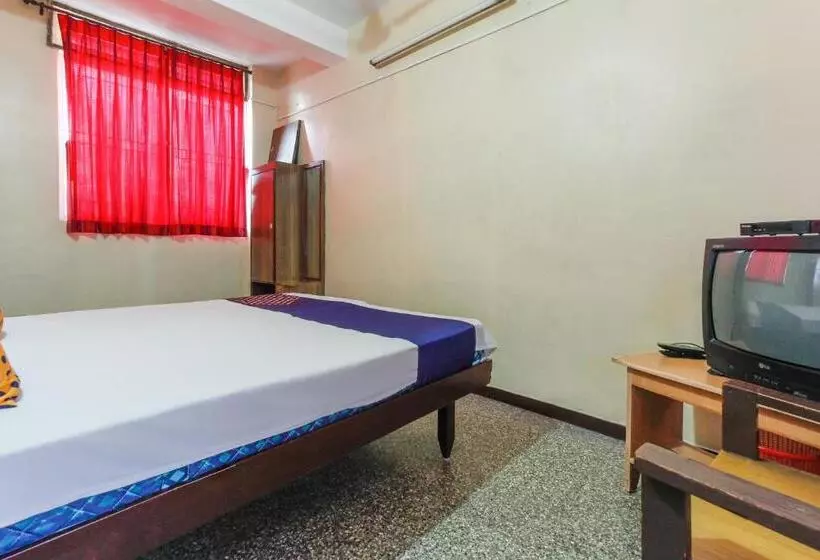 ホテル Spot On Thangam Lodge