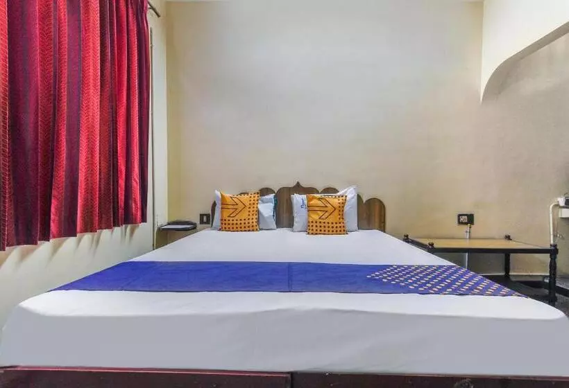 ホテル Spot On Thangam Lodge