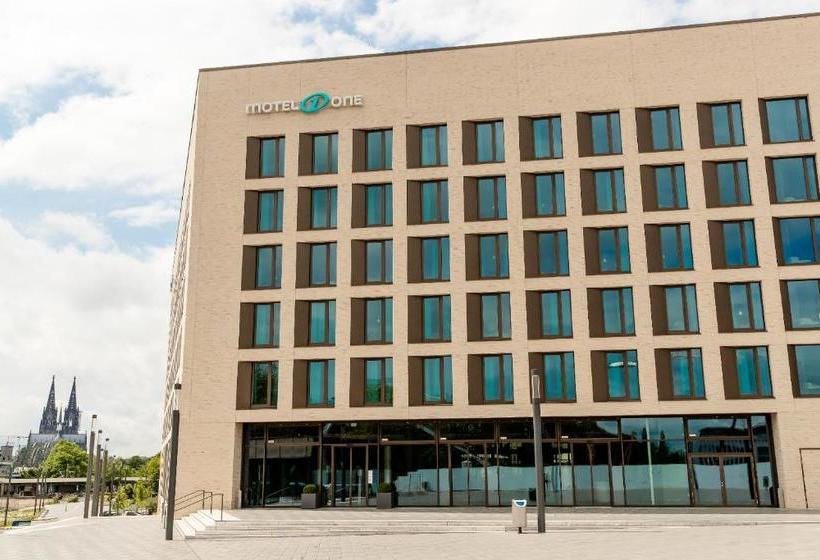 Motel One Köln Messe