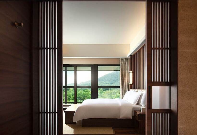 New World Qingyuan Hotel  Formerly Khos Qingyuan