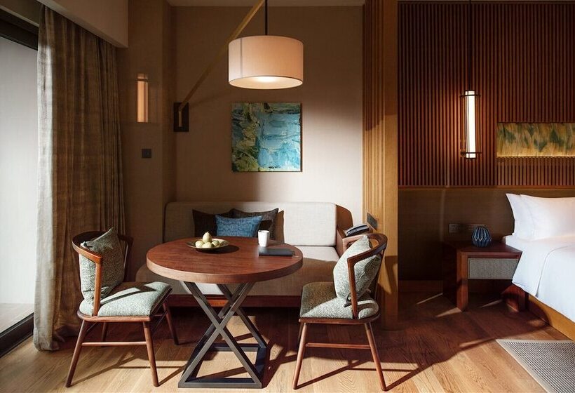 New World Qingyuan Hotel  Formerly Khos Qingyuan