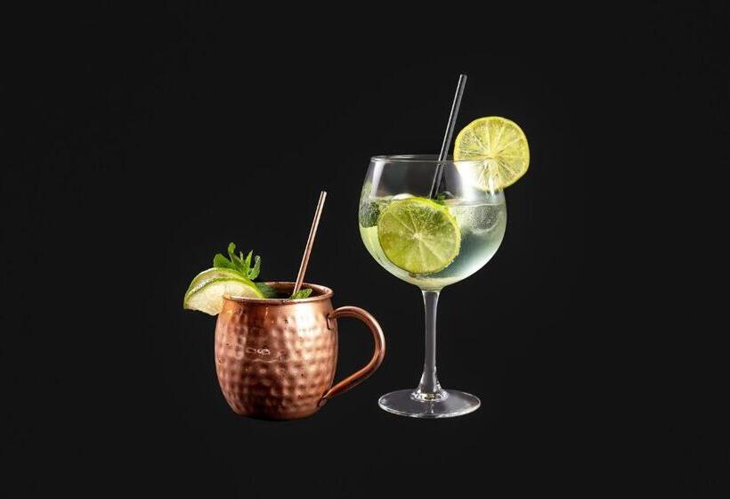 هاستل Casa Vatra Radauti