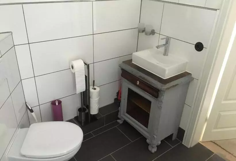 B&b Mühlenvilla Am Bützower Hafen