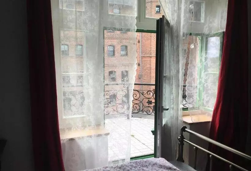 B&b Mühlenvilla Am Bützower Hafen