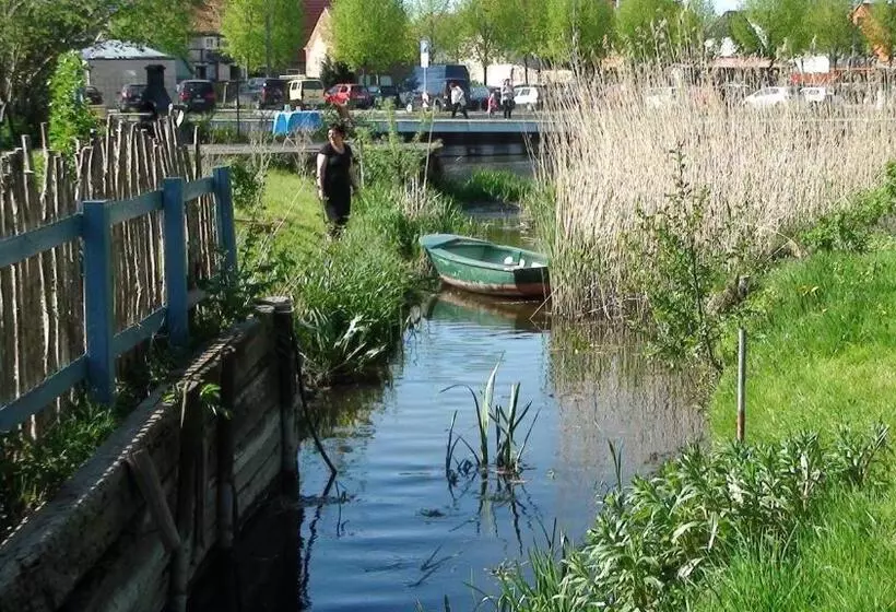 B&b Mühlenvilla Am Bützower Hafen