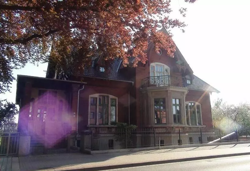 B&b Mühlenvilla Am Bützower Hafen