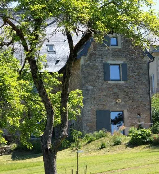 Aamiaismajoitus (B&B) Domaine Le Broual