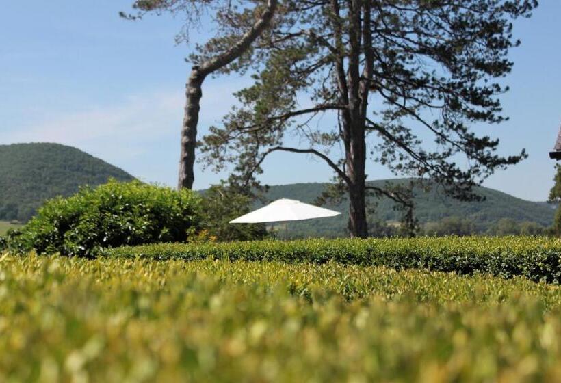 مبيت وإفطار Domaine Le Broual