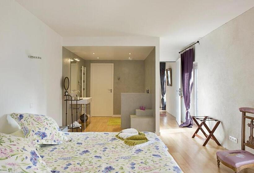 مبيت وإفطار Domaine Le Broual