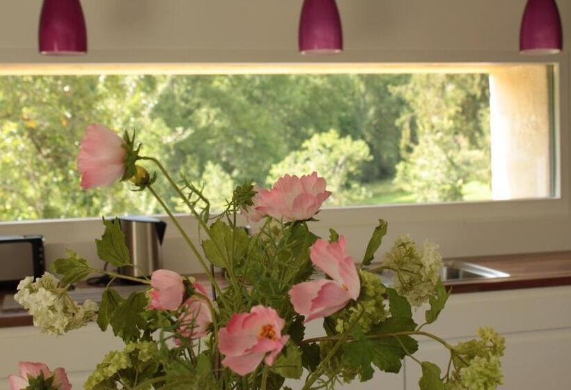 مبيت وإفطار Domaine Le Broual