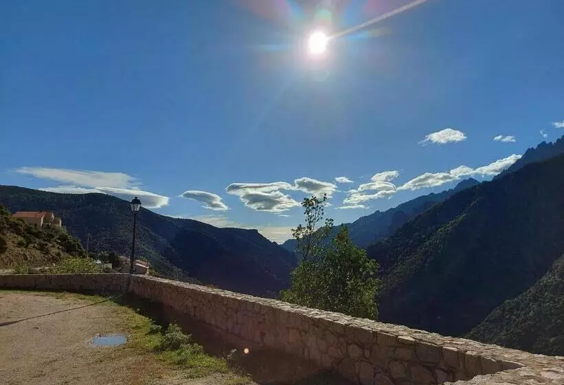 ベッドアンドブレックファースト Résidence E Cime Asco Locations De Studios Meublés