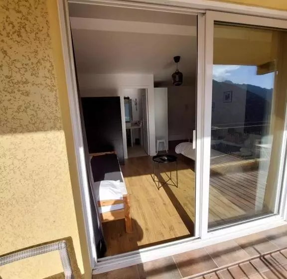 ベッドアンドブレックファースト Résidence E Cime Asco Locations De Studios Meublés