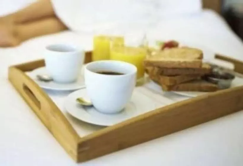 Coal N Cattle Hotel Motel