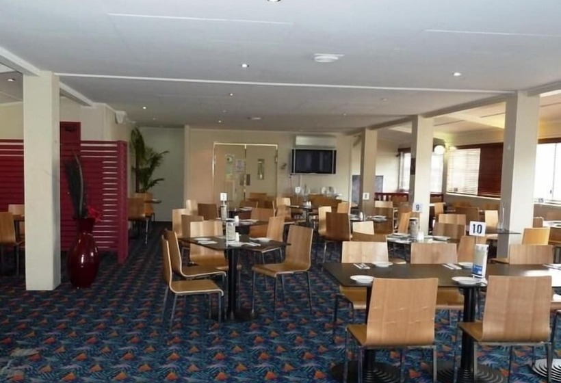 Coal N Cattle Hotel Motel