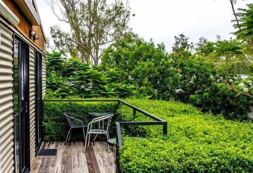 Coal N Cattle Hotel Motel