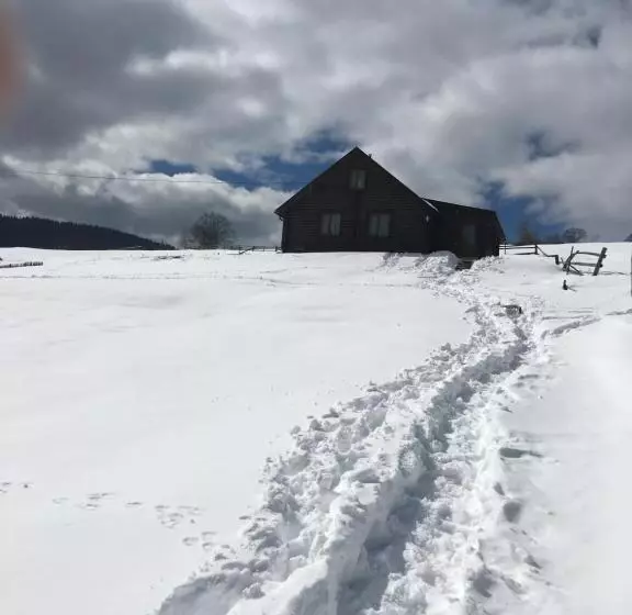 Hotelli Cottage Marko