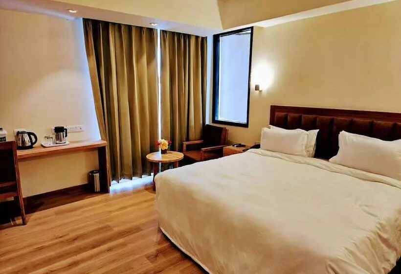 Forest Avenue   Best Luxury Hotel In Dehradun