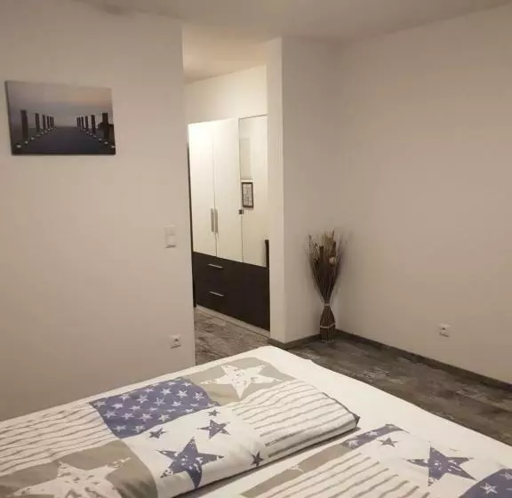 Hotelli Myrooms   Margaretenhof