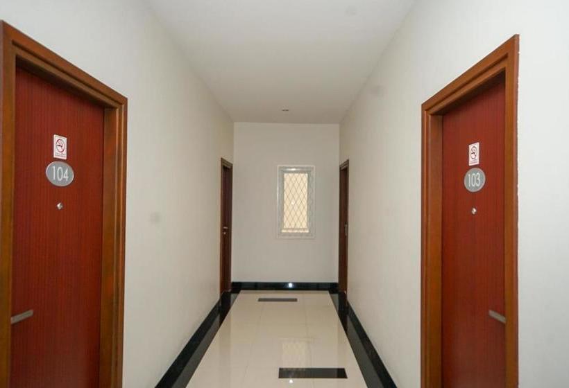 בית מלון כפרי Diamond Executive Kost