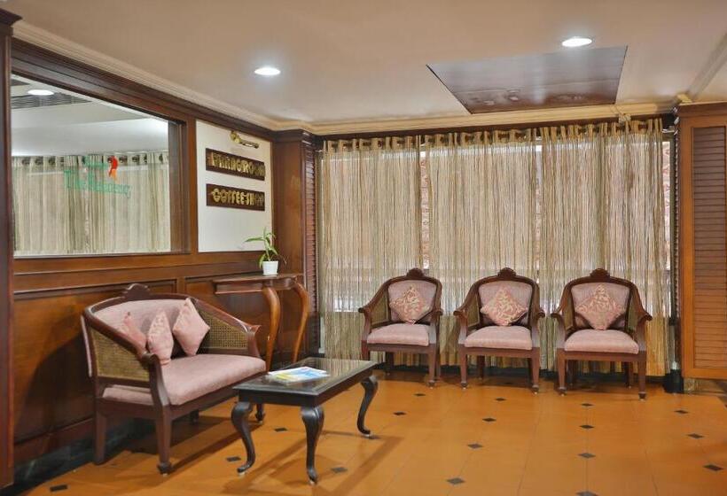 בית מלון כפרי Paray Residency