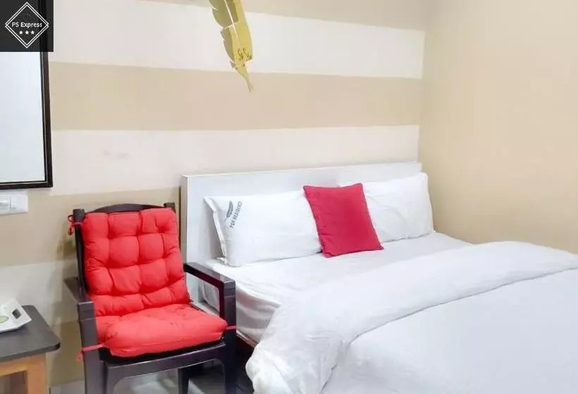 Hotelli Pgr Thirunallar