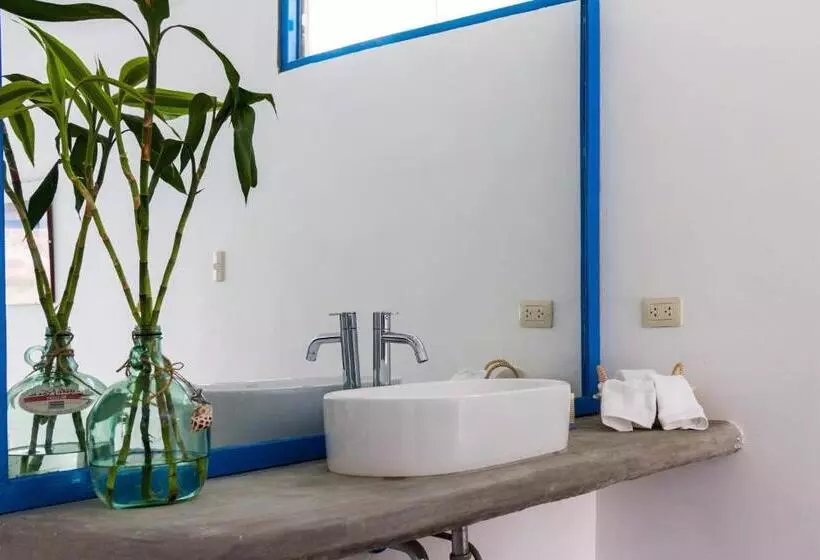 ホテル Villa Aqua Boutique Vichayito