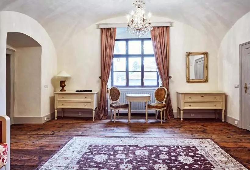 Majatalo Barta Pince Rákóczi Lakosztályok