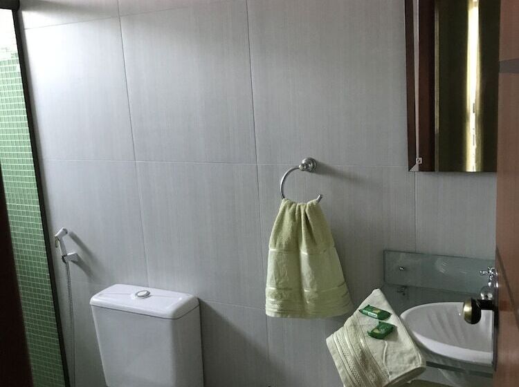 펜션 Homestay Taty Pousada