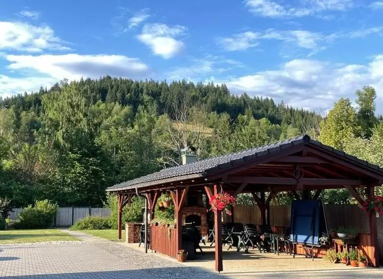 Majatalo Penzion U Bečvy