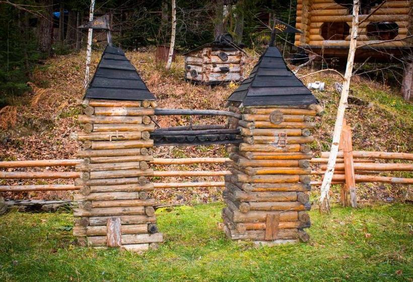 リゾートホテル Edelweiss Carpathians Migovo