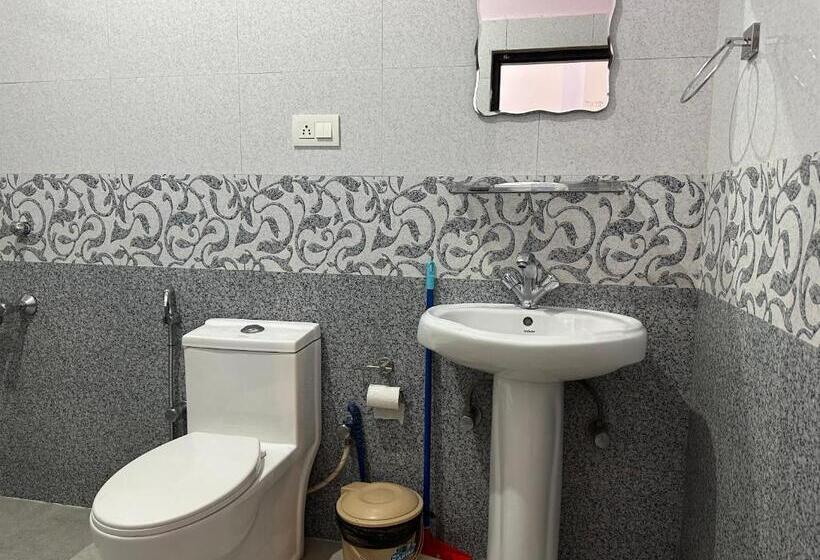 مبيت وإفطار Backpackers Inn