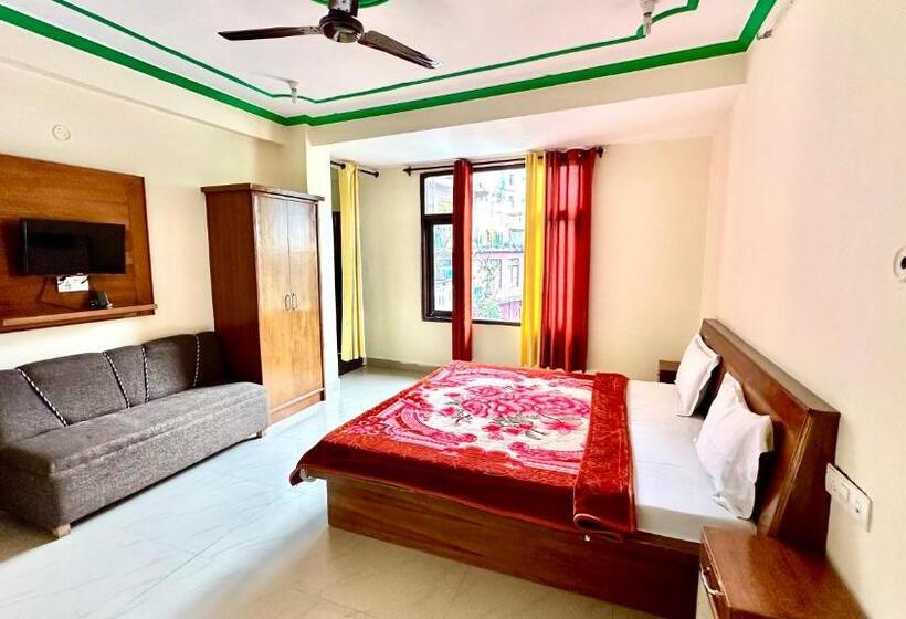 مبيت وإفطار Backpackers Inn