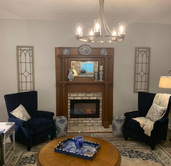 Caroline's Bed And Breakfast