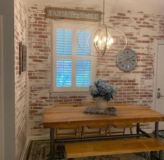 Caroline's Bed And Breakfast