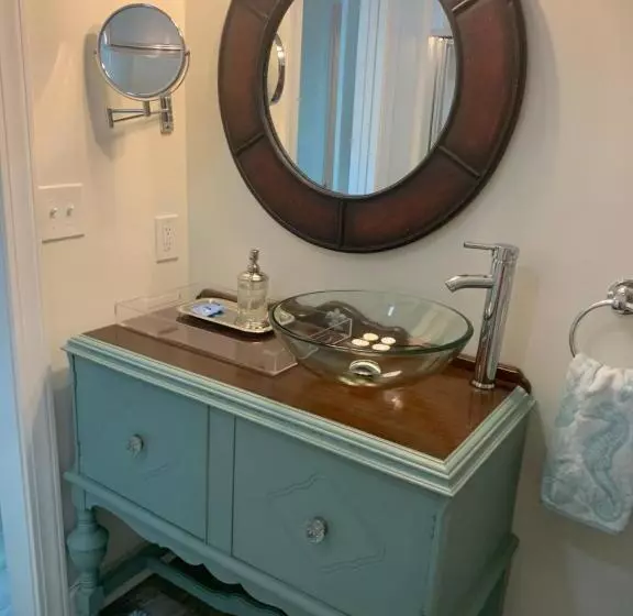 Caroline's Bed And Breakfast