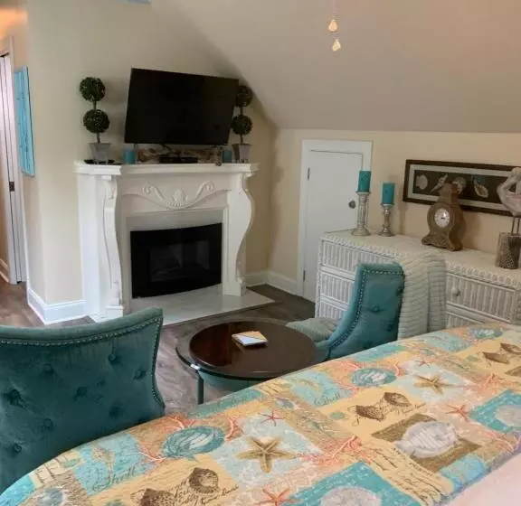 Caroline's Bed And Breakfast