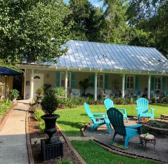 Caroline's Bed And Breakfast