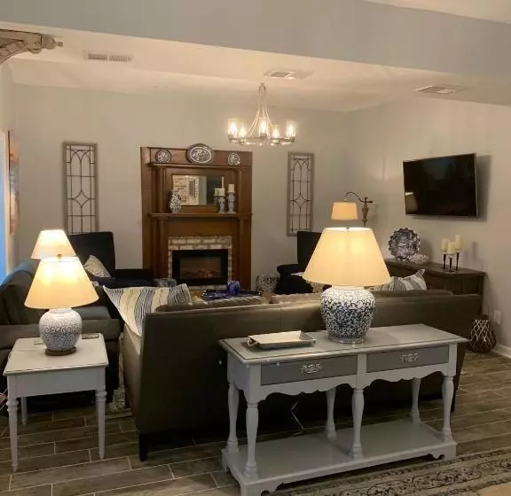 Caroline's Bed And Breakfast