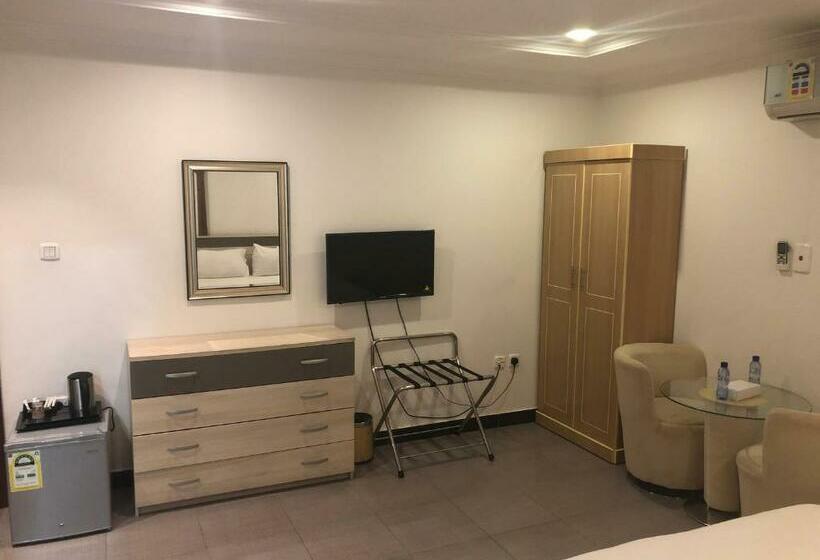 Hotell Golden Suites