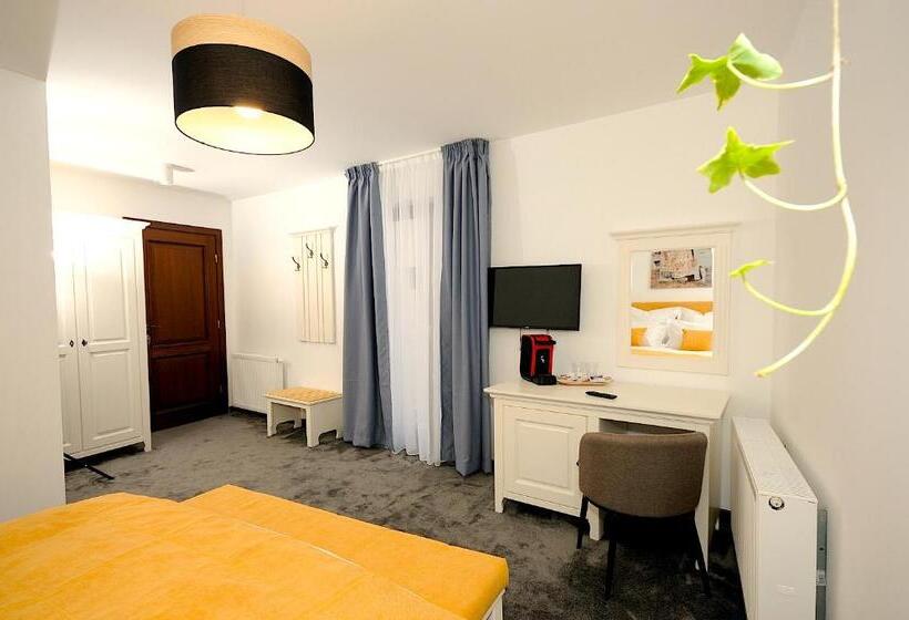 פנסיון Arce Boutique