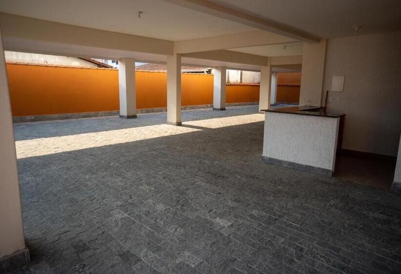 Pension (Hôtel basse catégorie) Edifício Lorenzi Suítes & Aparts