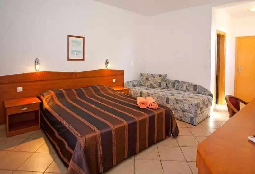 ペンション Guesthouse Villa Adria