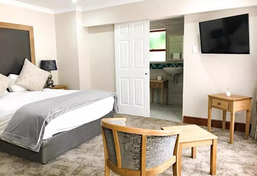 ペンション Milner Manor