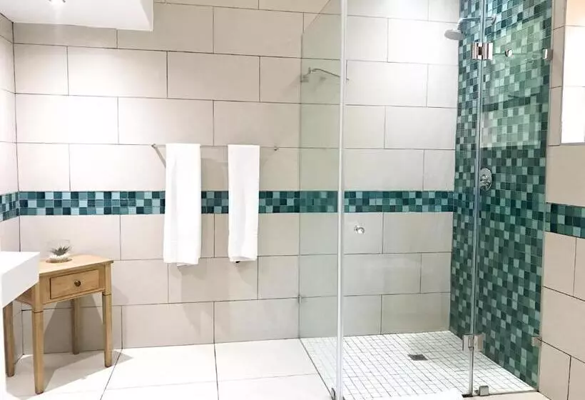 ペンション Milner Manor