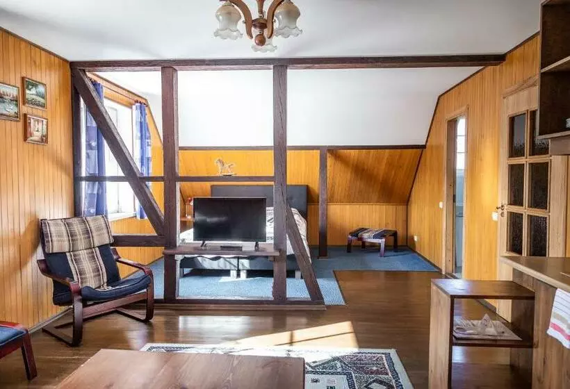 پانسیون Vila Poilsis Nidoje