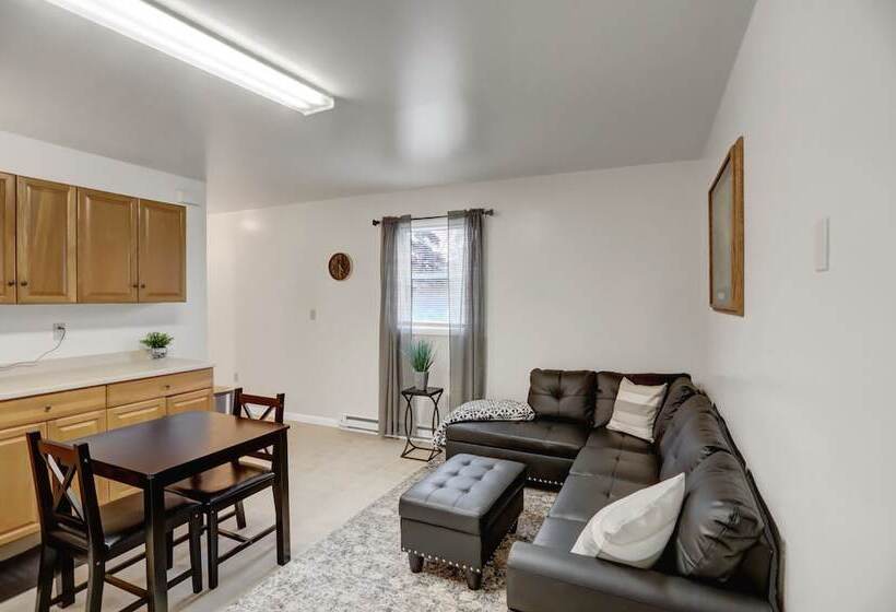 בית מלון כפרי Halifax Inn