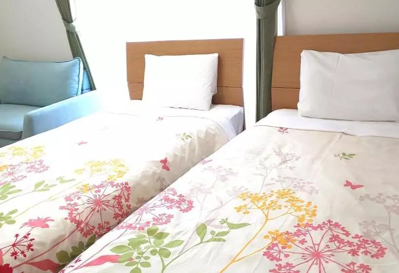 ホテル Kariyushi Condominium Resort Kin Yaka Seaside