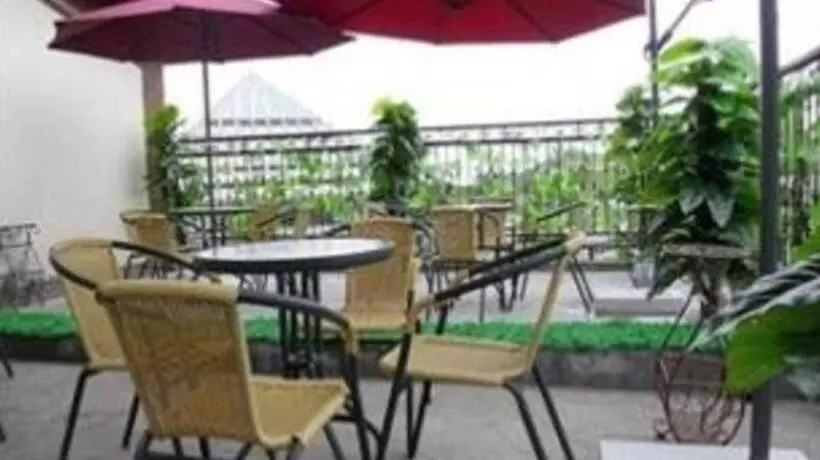 هتل Chongqing Xianyi Holiday