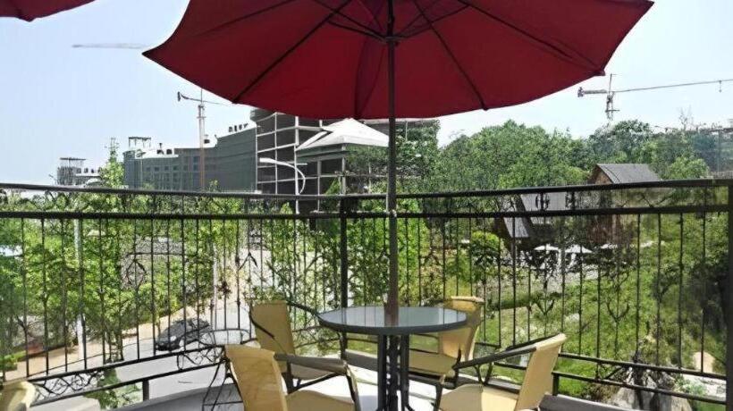 ホテル Chongqing Xianyi Holiday