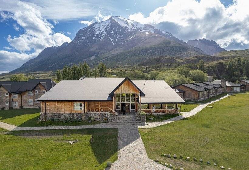 هتل روستایی Las Torres Patagonia